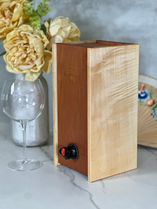 Handmade Wooden Box Wine Dispenser – Fits Standard 3L Bags – Available in Oak, Cherry, Maple